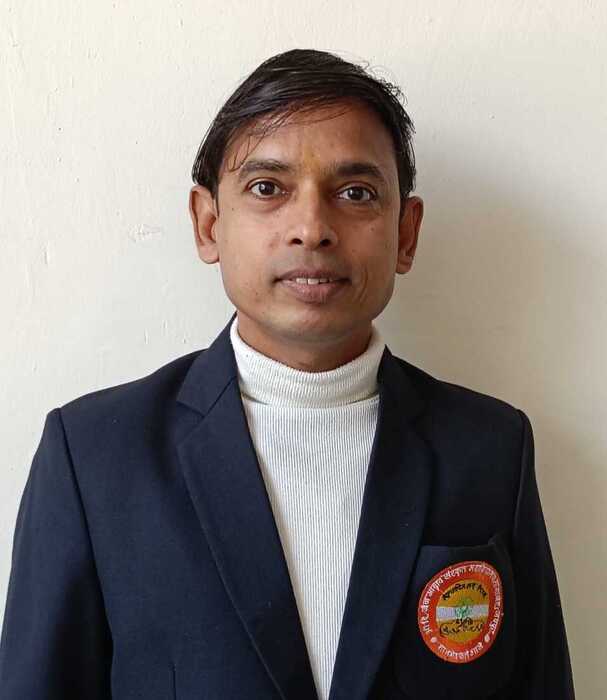 Dr. Hitendra